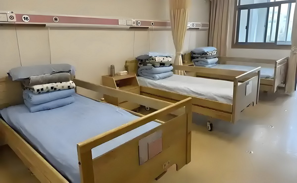 深圳落户电话_金门终于喝上大陆的水台当局：先交4.9万营业税 多项密集教育政策出台